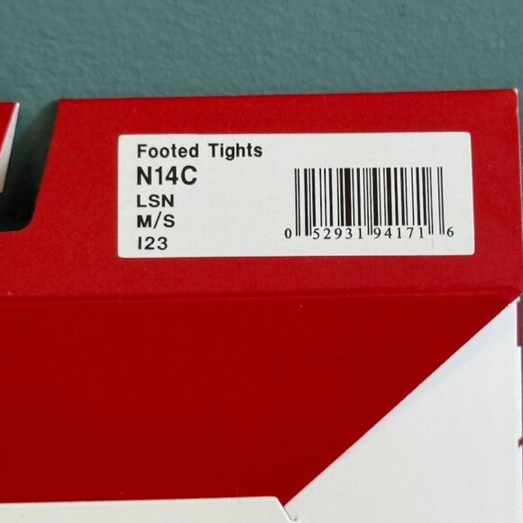 Girls Capezio Hold & Stretch Footed Tights N14C Semi-Opaque M/S LSN Light Suntan - Picture 2 of 3